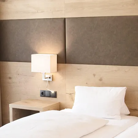 アンドレアス ホファー 4*